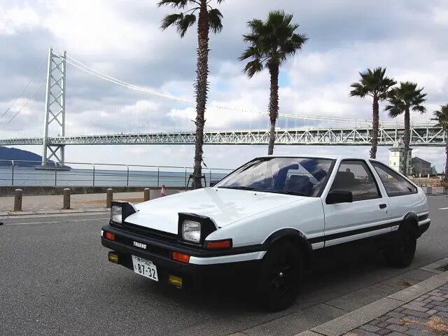 Toyota AE86 Sprinter Trueno, культовый автомобиль