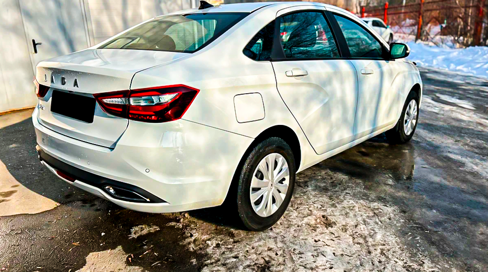 Купил новую Лада Веста 2025, а через месяц выставил на продажу. Почему владельцы Весты спешат от нее избавиться