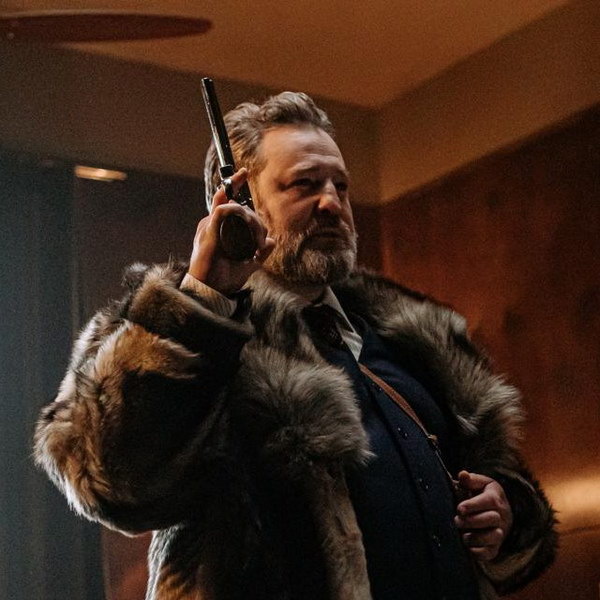     Алексей Розин и Фёдор Федотов присоединились к касту «Отеля «У погибшего альпиниста» на съемочной площадке