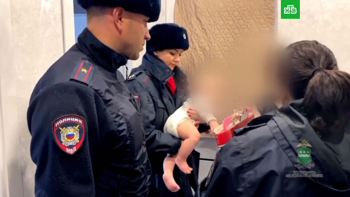 Разведенная женщина цитаты. Задумайтесь кухня женский род зал мужской род. Жена послала фото мужу. Девушки присланное. Видео отправила мужу.
