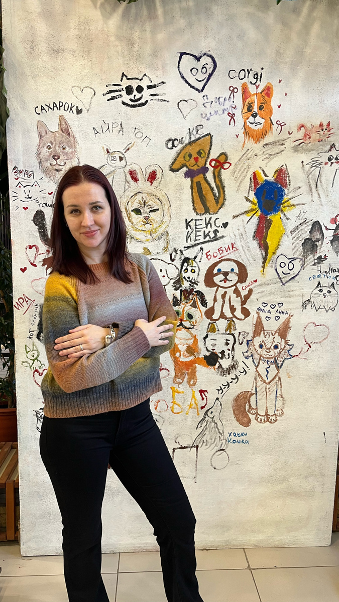 На благотворительной художественной выставке 