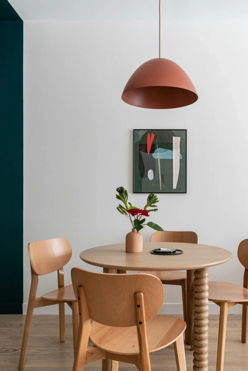 Обеденный стол MON