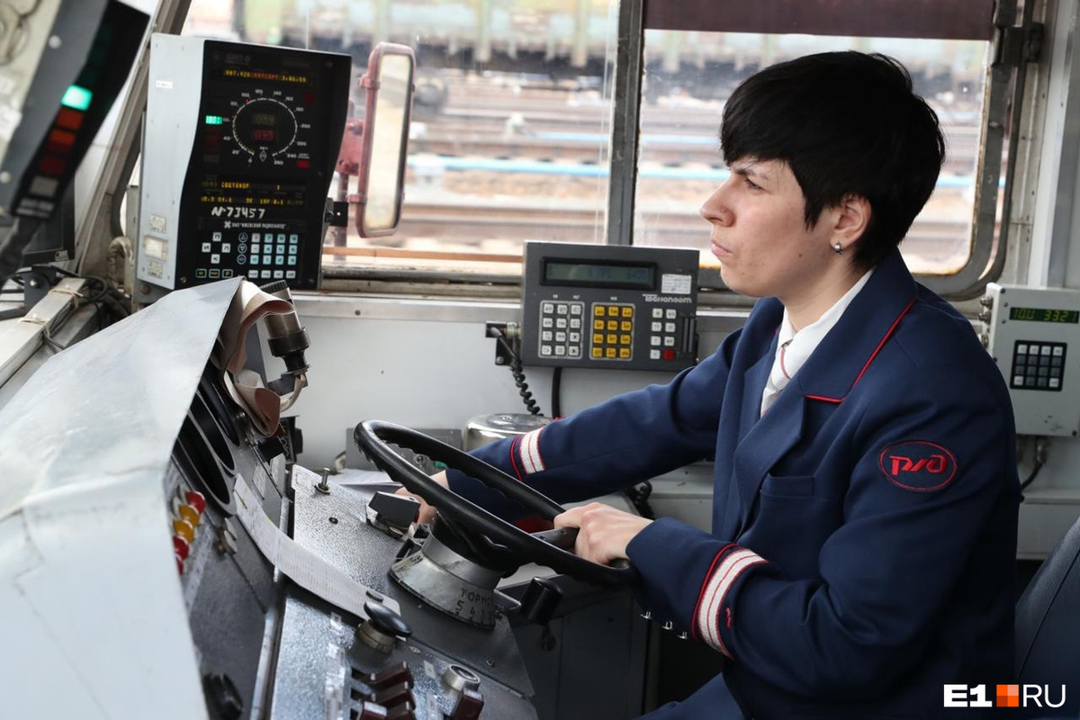    Заработок машиниста башенного крана: факты и примеры