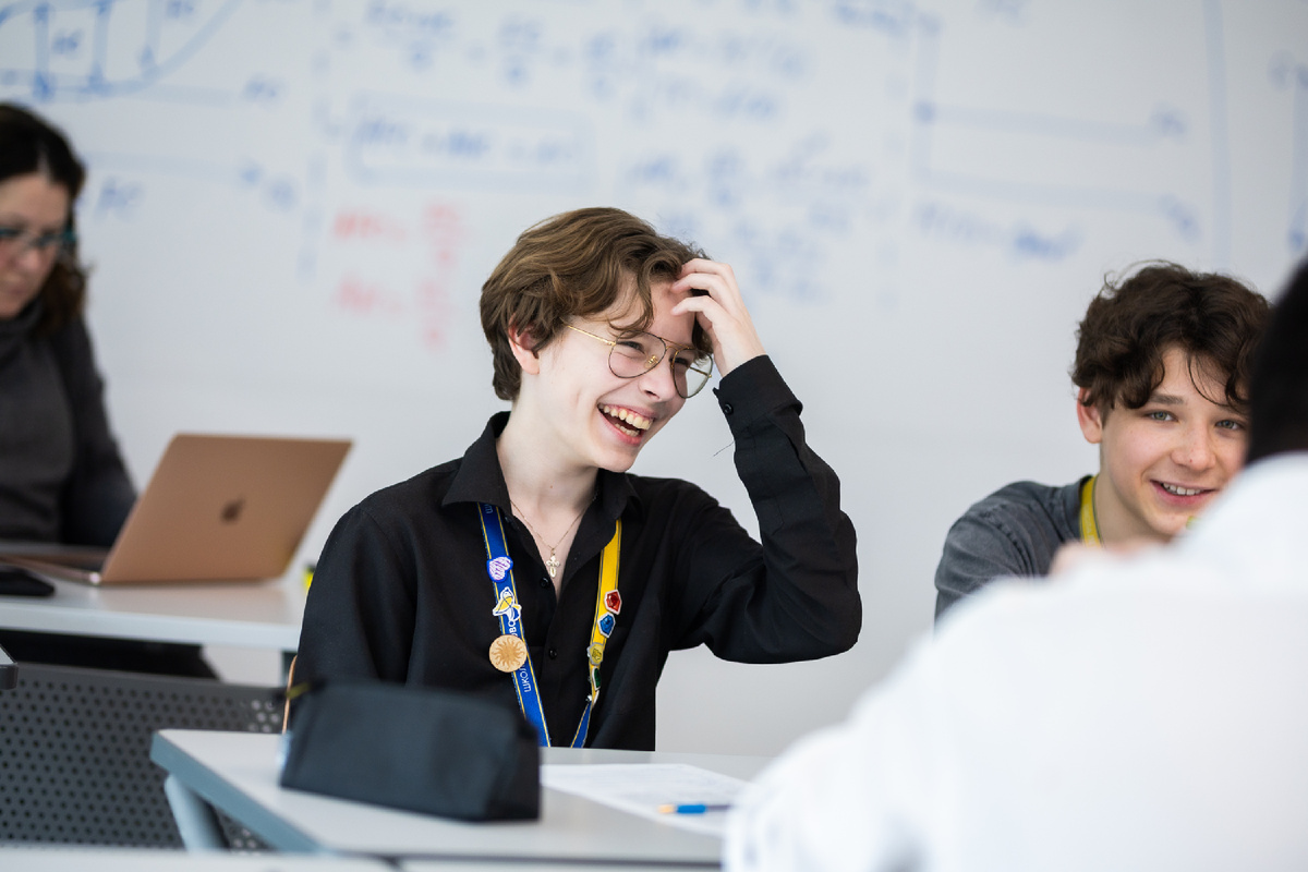 Фото из школьного архива: ученики «Летово»