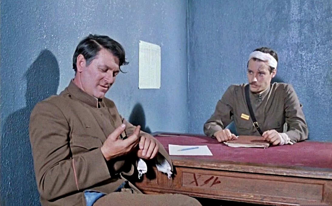 Фокс на допросе у Шарапова, кадр из сериала.