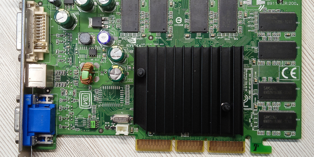 Год 2003. Видеокарта GeForce FX 5200 преемница народной GeForce MX 440?