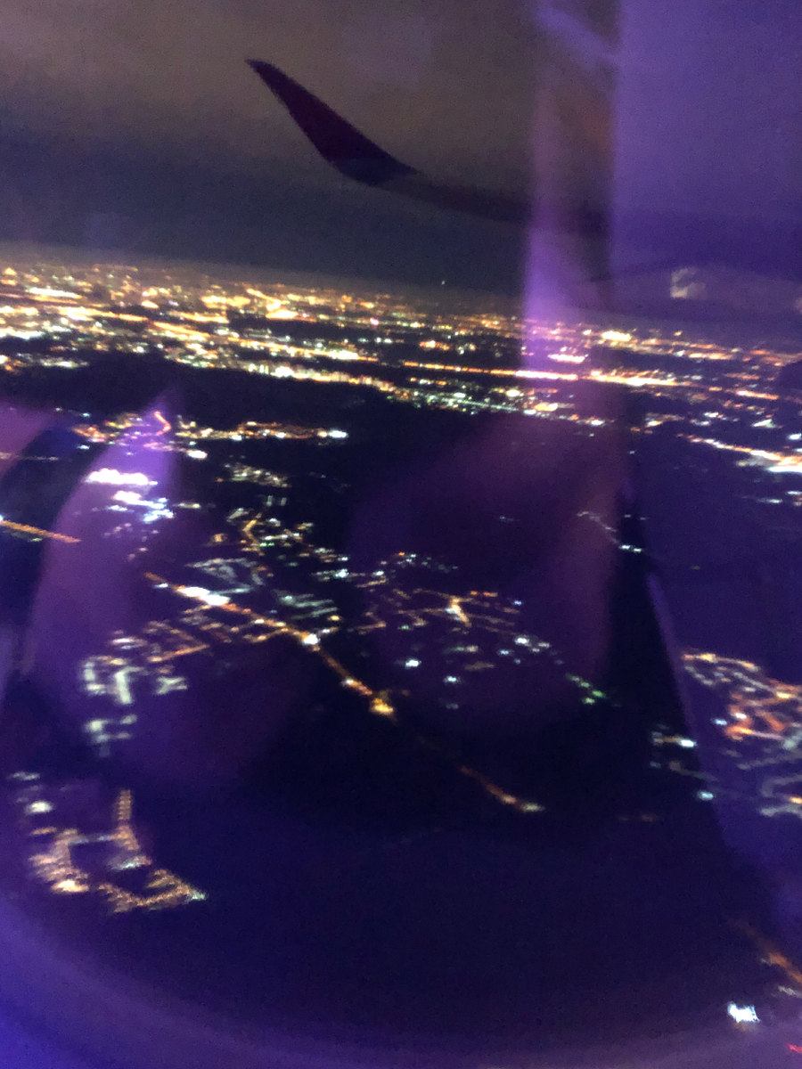 Земля в иллюминаторе 