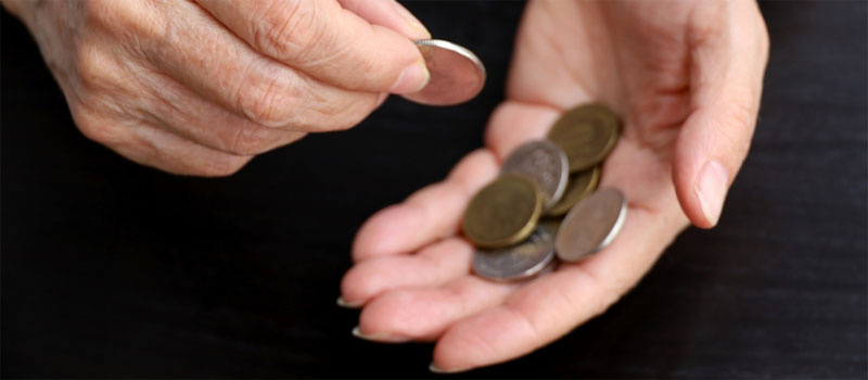 фото взято с сайта https://yandex.ru/images/search?from=tabbar&img_url=https%3A%2F%2Ffiles.profinansy.ru%2Fapi%2Fdata%2Faaxmzwg43%2Fnews.img&lr=56&p=1&pos=18&rpt=simage&text=ПРОФИЦИТ%20БЕДНОСТИ