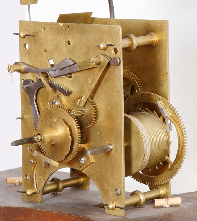 Первый механический будильник