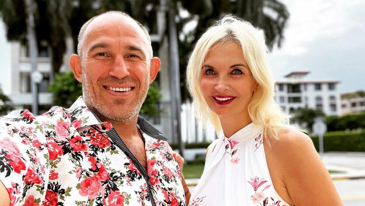     Алексей и Татьяна Олейники выглядели счастливой парой