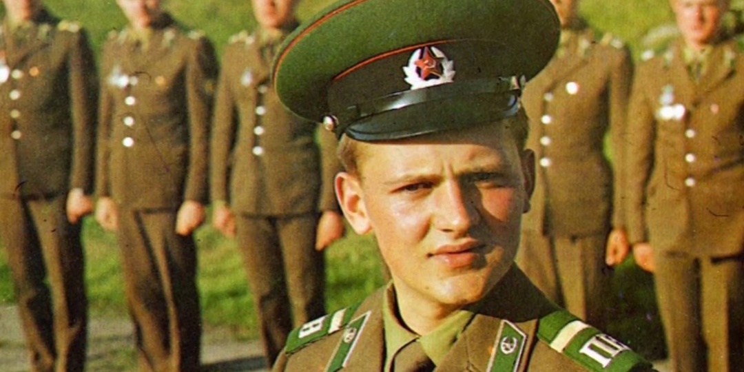 Парадку в ПВ надевал три раза...