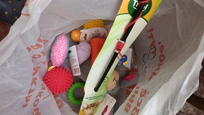 Игрушки для котиков