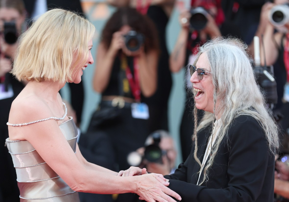 Смит с Кейт Бланшетт в Венеции. Фото Гисела Шобер/Getty