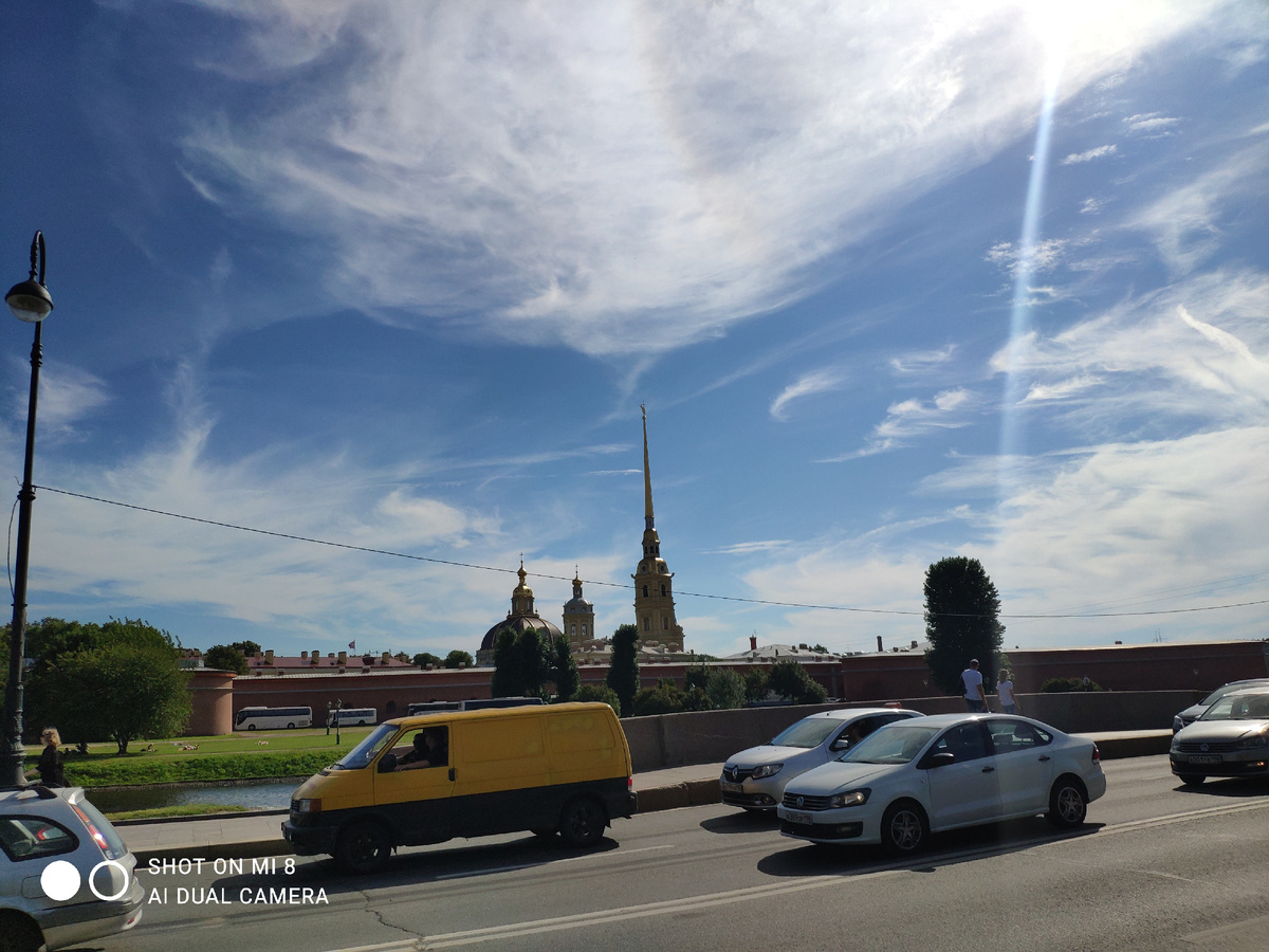 Вид на Петропавлоский собор
