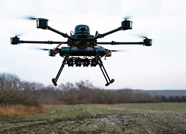Тяжёлый агропромышленный дрон «Баба Яга» ВСУ. Фото из местных сетей.