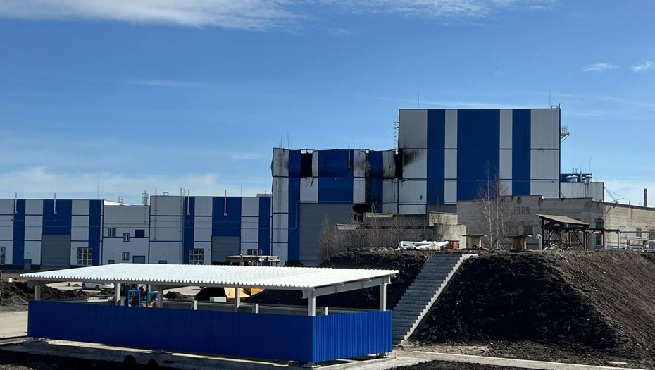    Здания Онежского судостроительно-судоремонтного завода после пожара. Петрозаводск, Карелия. Автор фото: пресс-служба правительства Карелии