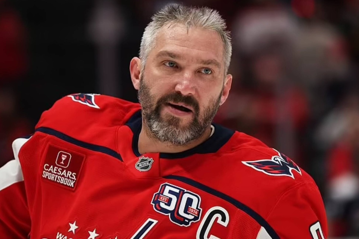     «Настя, я люблю тебя!»: Александр Овечкин публично обратился к жене после покорения рекорда Уэйна Гретцки