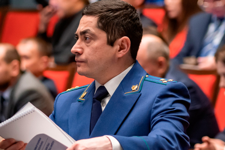    Как стало известно «БИЗНЕС Online», в отставку уходит заместитель прокурора республики Ильнур Ибрагимов.   
Фото: «БИЗНЕС Online»