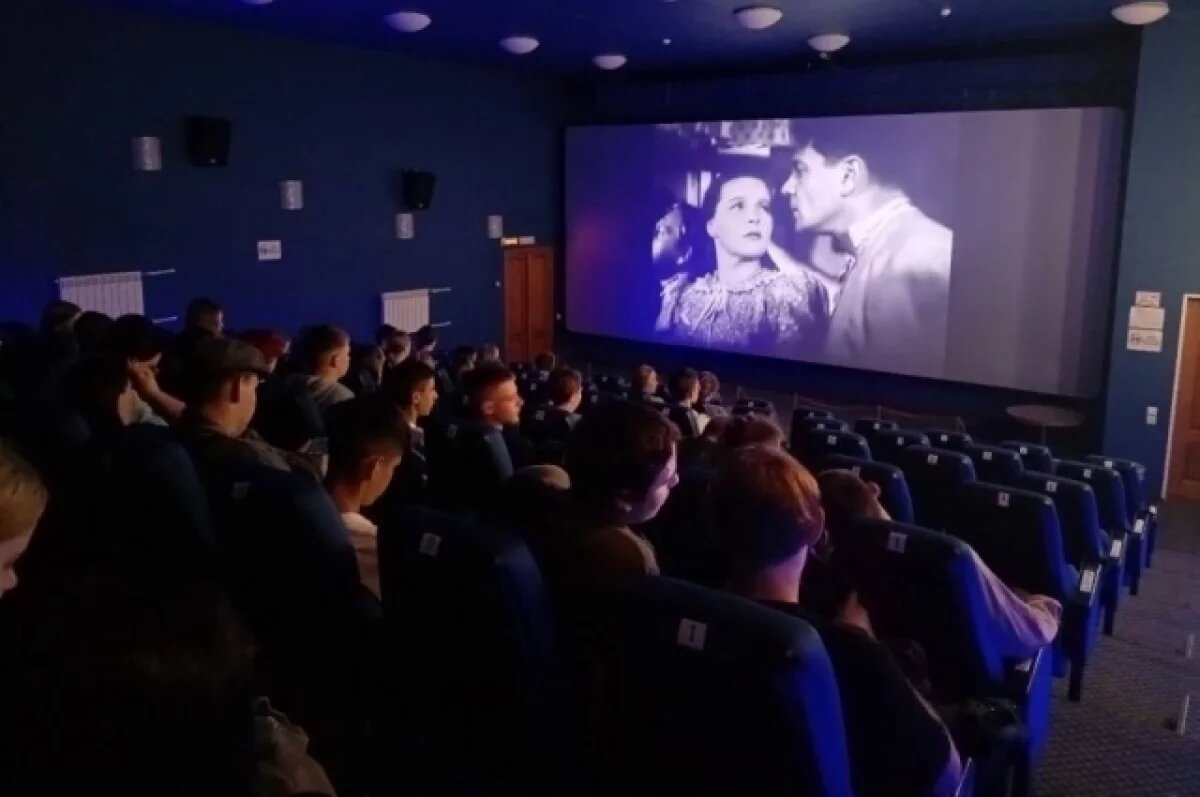    В Свердловской области стартовал киномарафон «Победный марш»