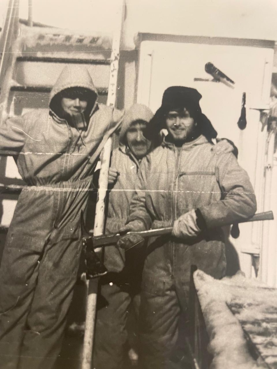 Молодые были... (НИС "Виктор Буйницкий)