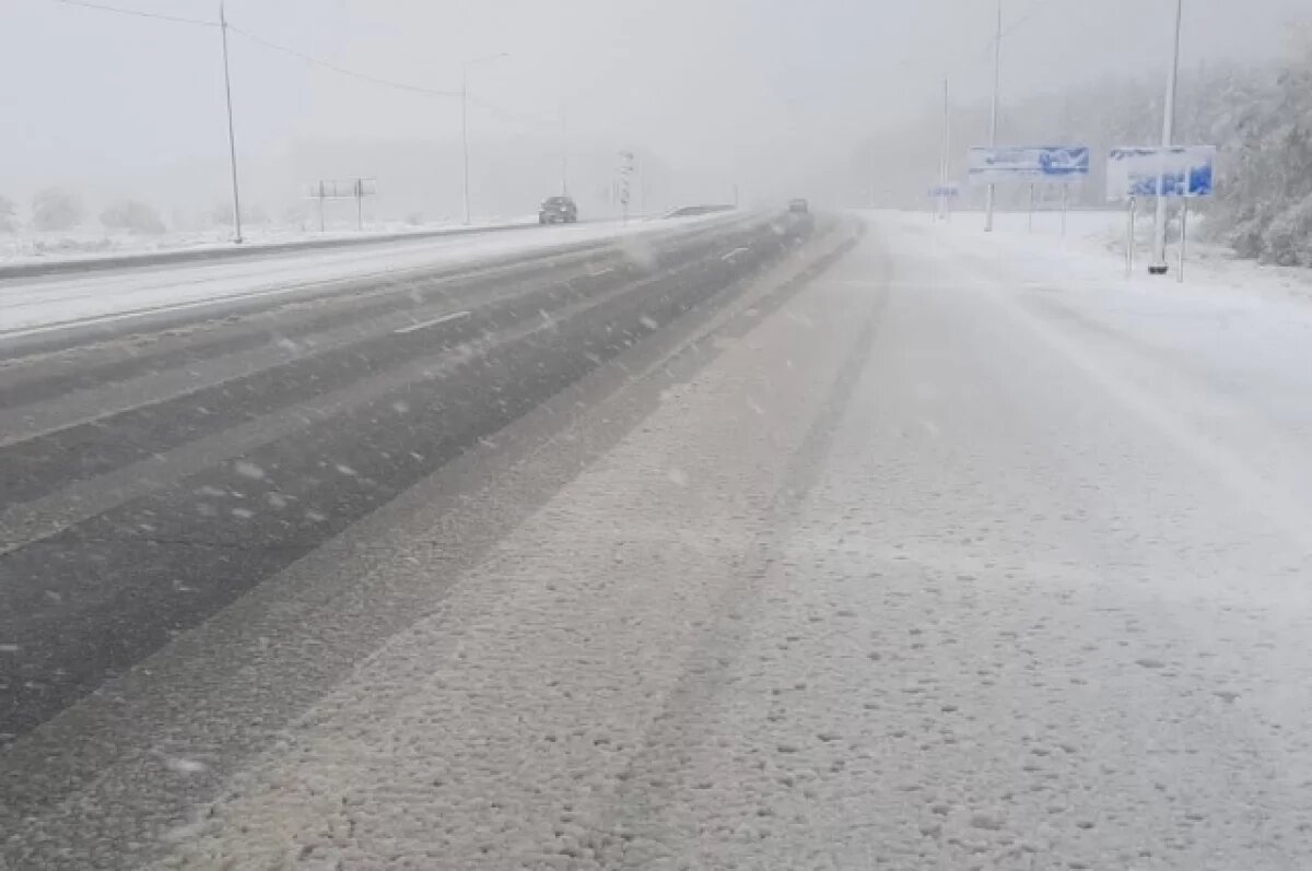    Тверских водителей в выходные призвали ездить медленнее и осторожнее
