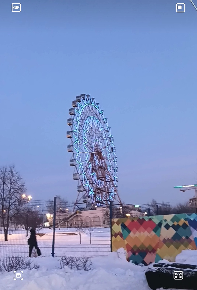 Легендарный дом с колесом