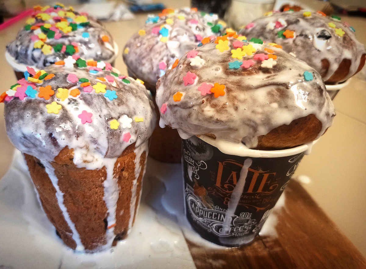 Куличи в стаканчиках