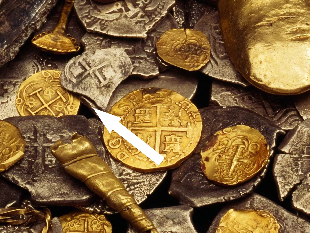    Тайна 400 тонн золота Колчака кто украл клад белой армии