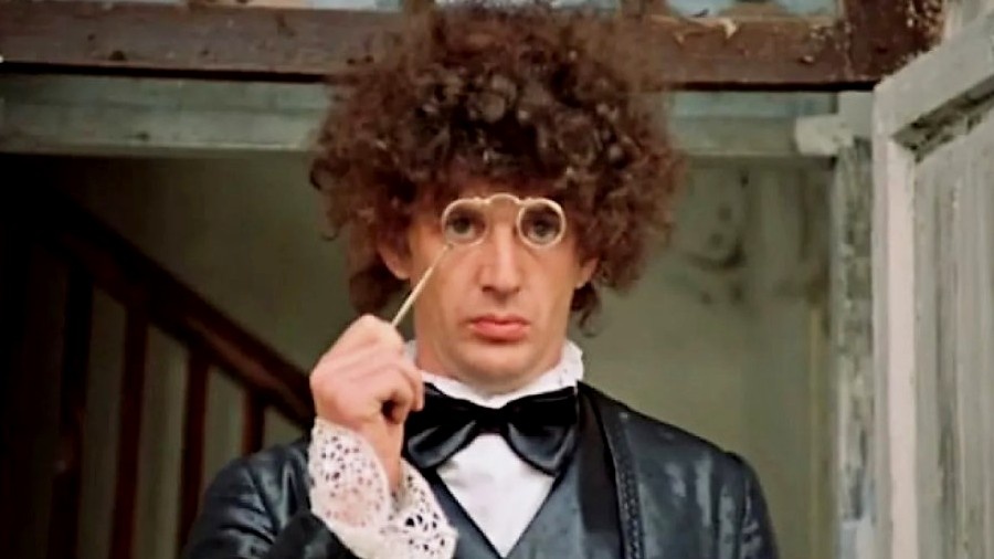 Александр Абдулов в фильме "Формула любви" 1984 года