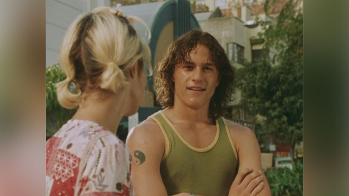    Кадр из фильма "Пальцы веером"