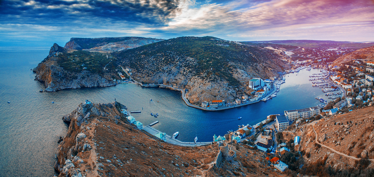 Балаклава  Фото взято с открытых источников.