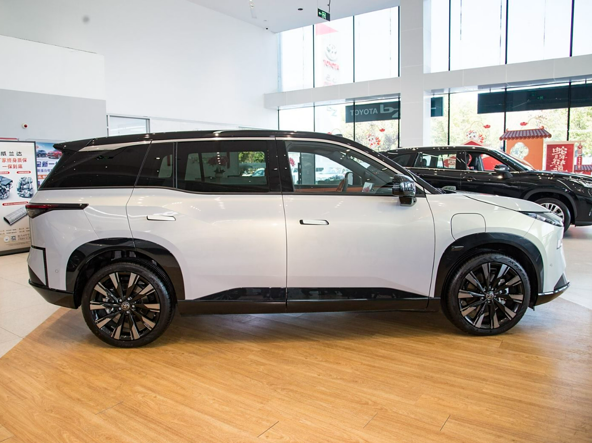 Экстерьер Toyota bZ3X. Источник иллюстрации - Яндекс.Картинки