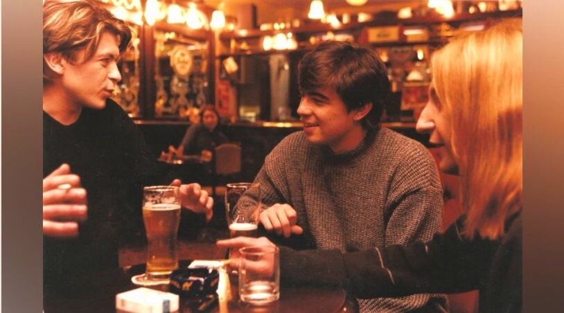 Благодаря фильму "Брат-2" группа "Би-2" стала очень популярной