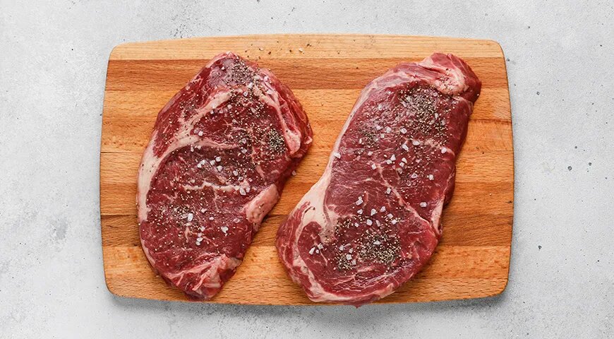   Стейк рибай на электрогриле (gastronom.ru)