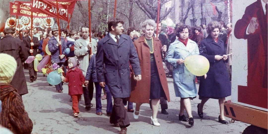 Детство 1970-80х, как жили в 100км от Москвы в деревне. Весна часть 2