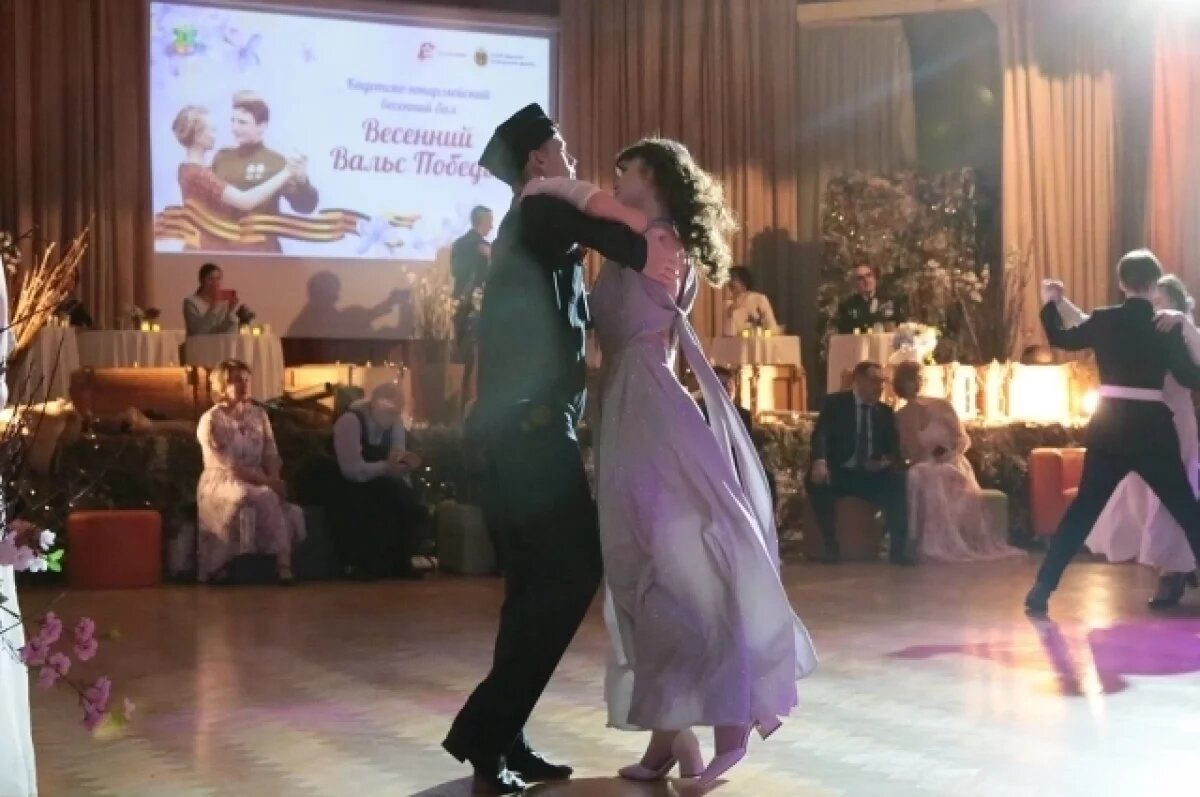    Тверские школьники заняли призовые места на кадетско-юнармейском балу