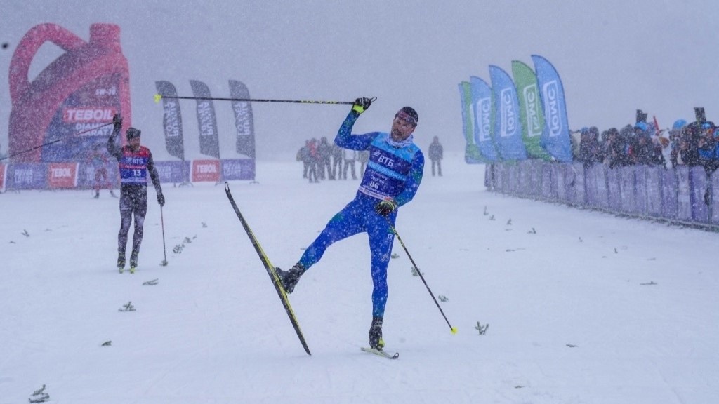    Сергей Устюгов стал победителем Югорского лыжного марафона