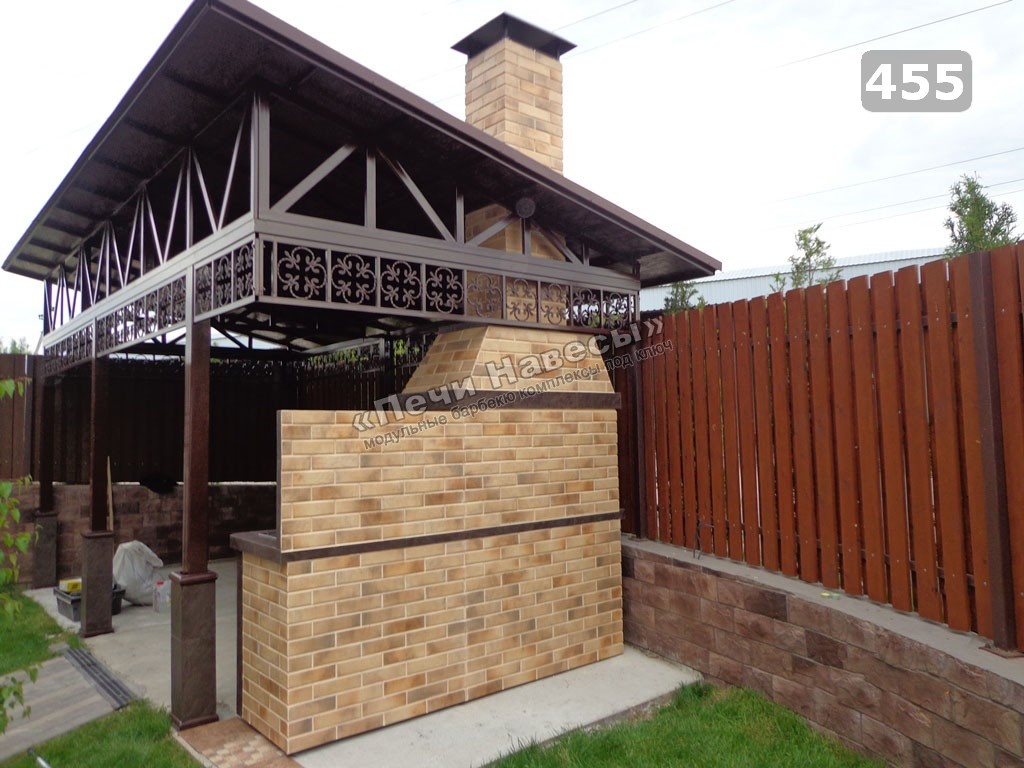 Односкатная крыша для барбекю комплекса