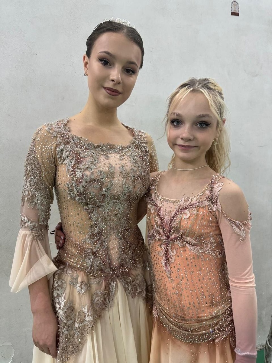 Кстати, вот сегодняшнее фото Щербакова и Костылева после шоу