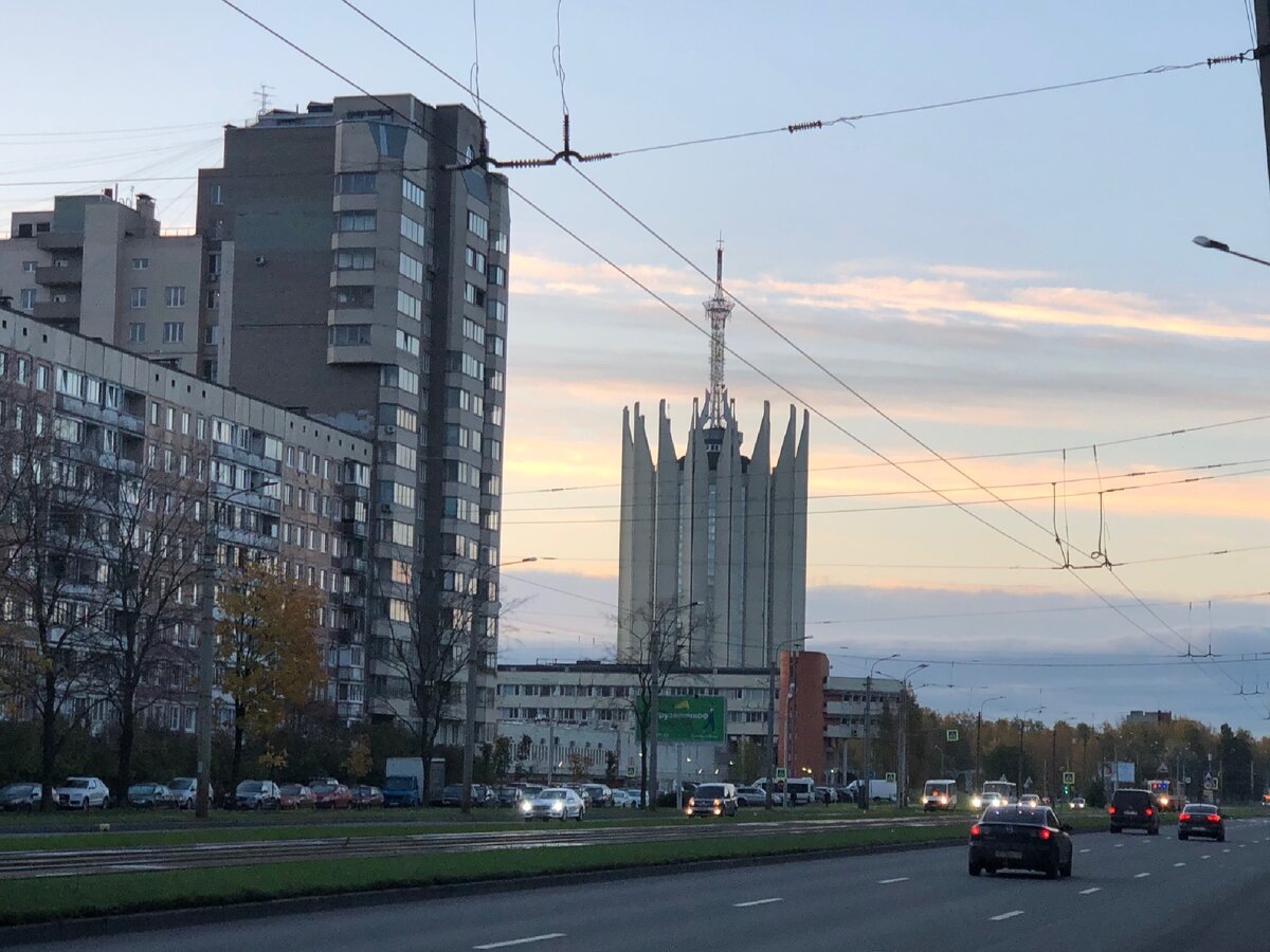 Санкт-Петербург, Тихорецкий проспект (фото со стороны парка Сосновка)