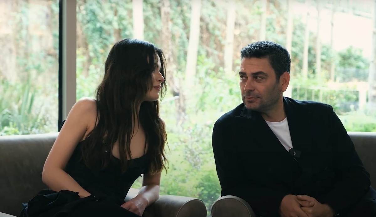 Синем Унсал и Озан Акбаба (скриншот видео интервью для ALEM)