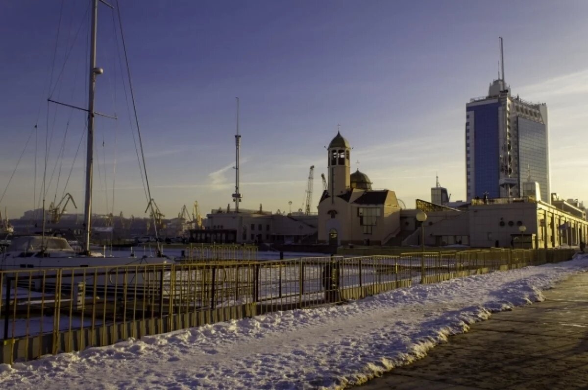    Колесник: Польша намерена претендовать на украинские порт Одессы и Львов