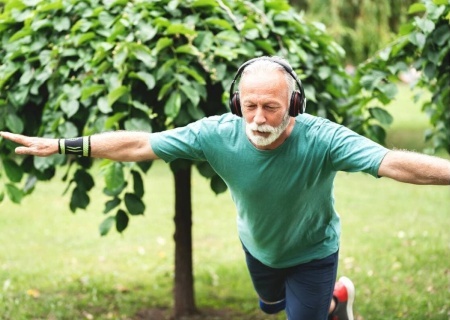    Глава российского представительства Всемирной организации здравоохранения анонсировал увеличение продолжительности жизни