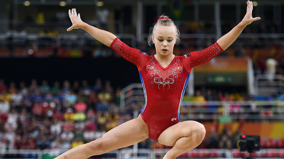 Российская гимнастка Ангелина Мельникова на Олимпийских играх в Рио-де-Жанейро (2016 год).📷Фото: Дмитрий Коротаев / Коммерсантъ