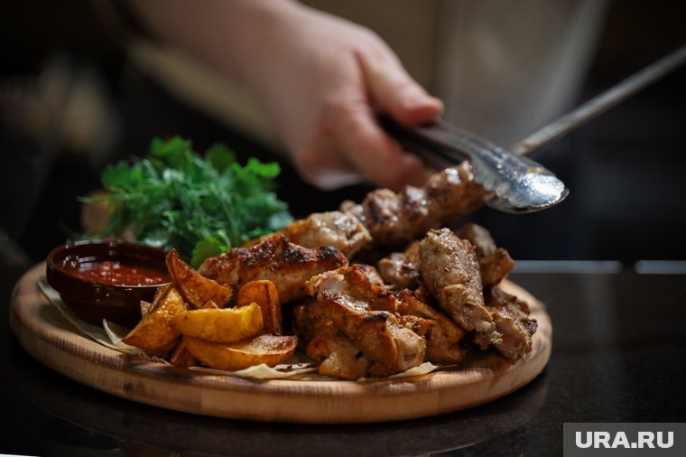    Диетолог посоветовала присмотреться к шашлыку из птицы