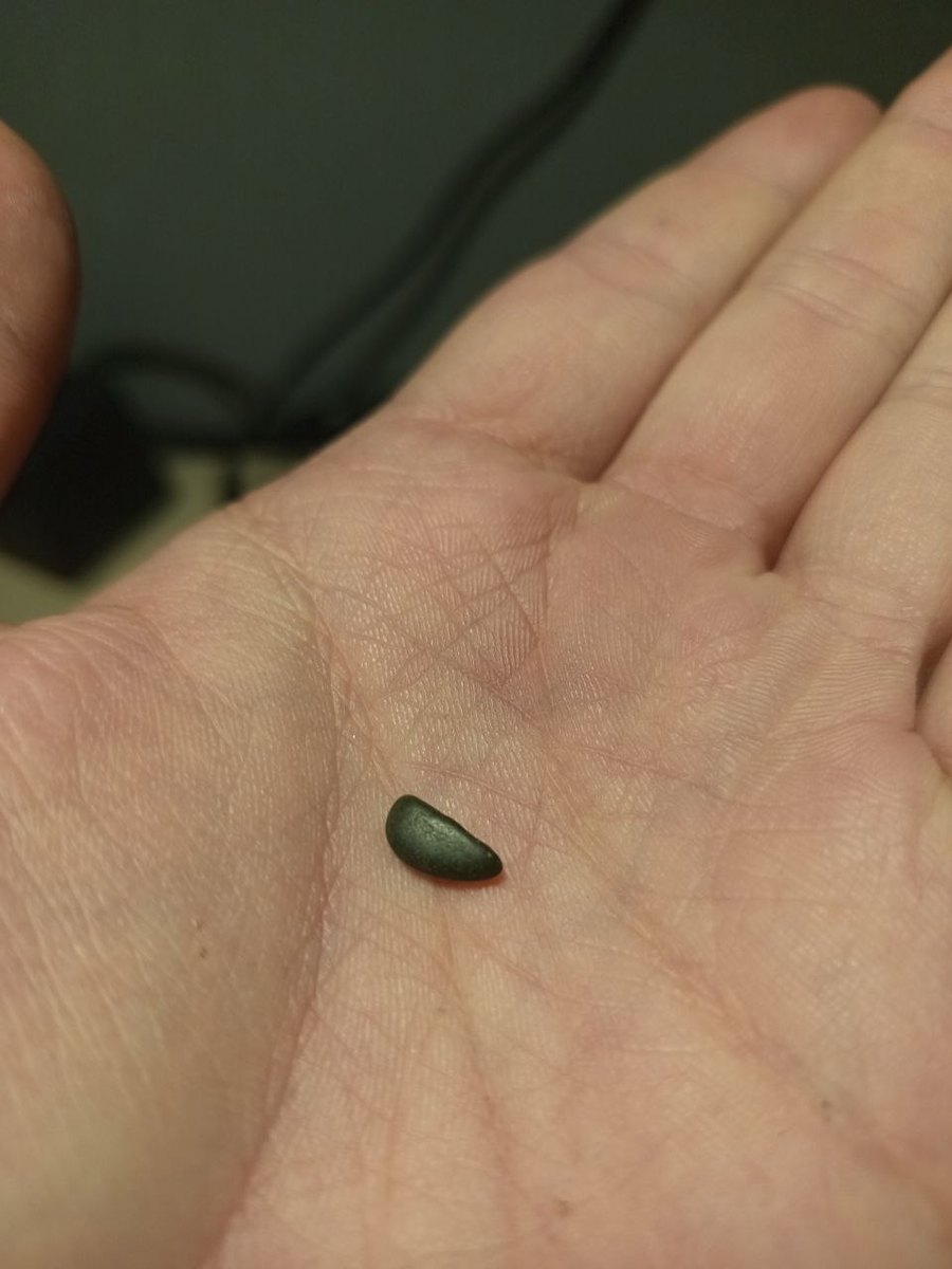 Окатанная или оплавленная форма находки