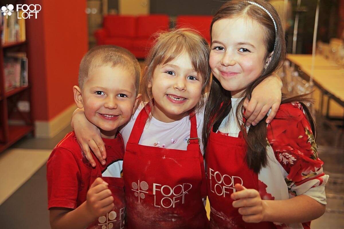 Выпускной для детей на Васильевском острове в Санкт-Петербурге в кулинарной студии Фудлофт