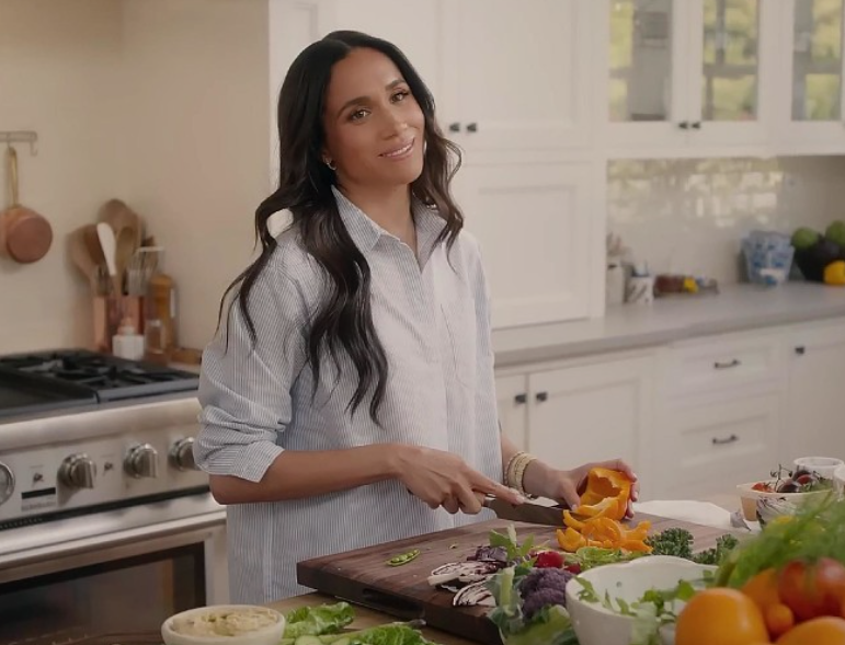 Живут ли вместе принц Гарри и Меган Маркл? Сентябрь 2024 не забыт. Странности в поведении пары