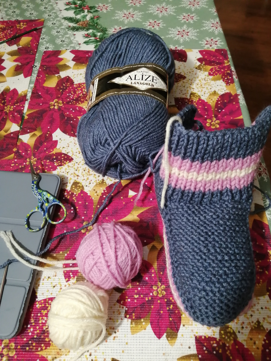 К основному добавила розовый и белый.