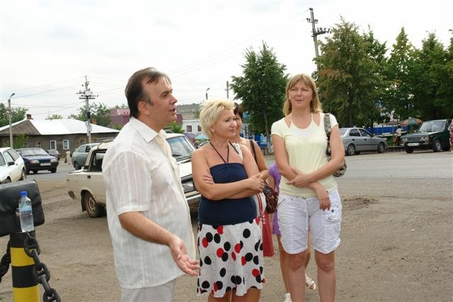 Август 2012 года. Авторская "Народная экскурсия" В.С. Ерастова на пожарную каланчу.